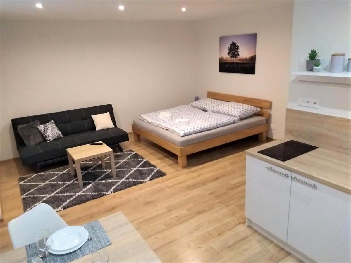 Ademi Apartments Smrecany Екстер'єр фото