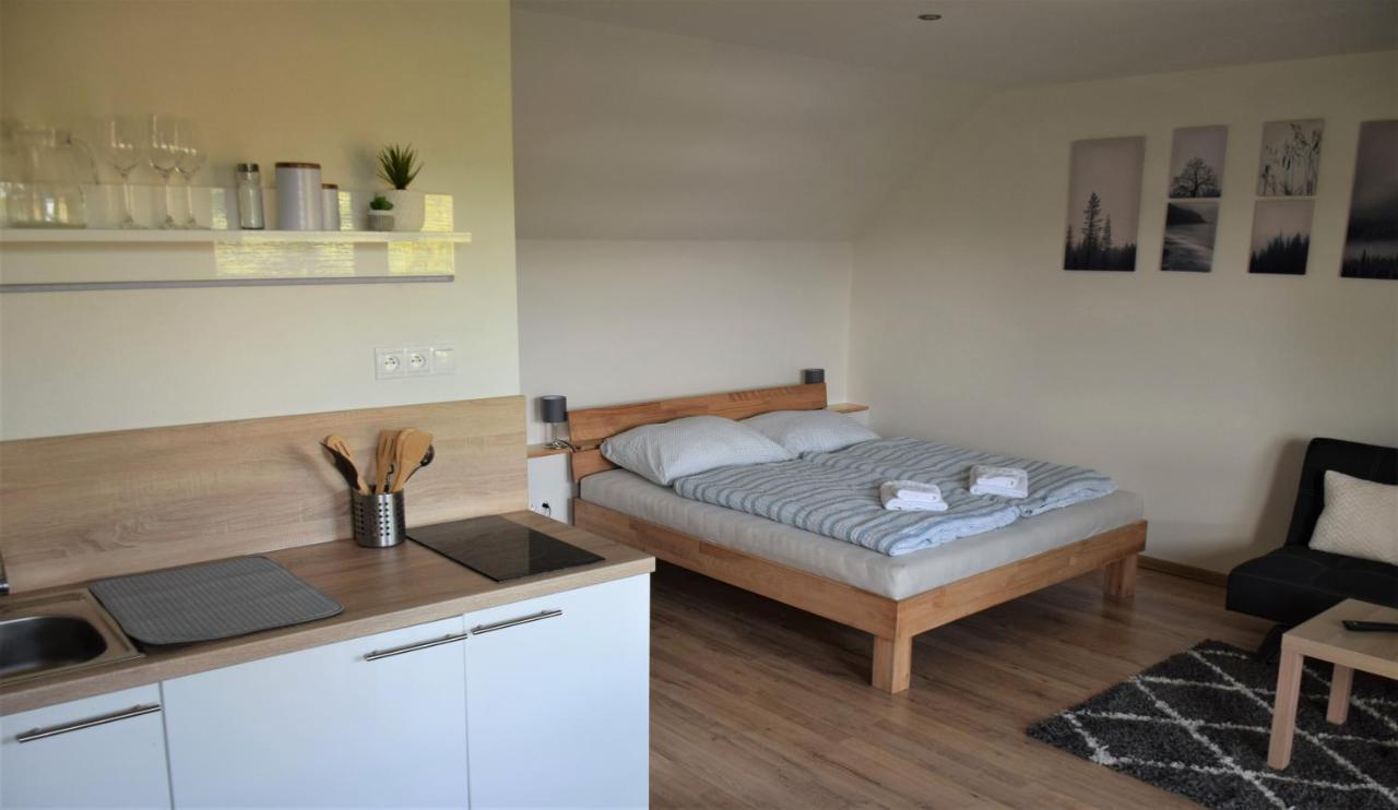 Ademi Apartments Smrecany Екстер'єр фото