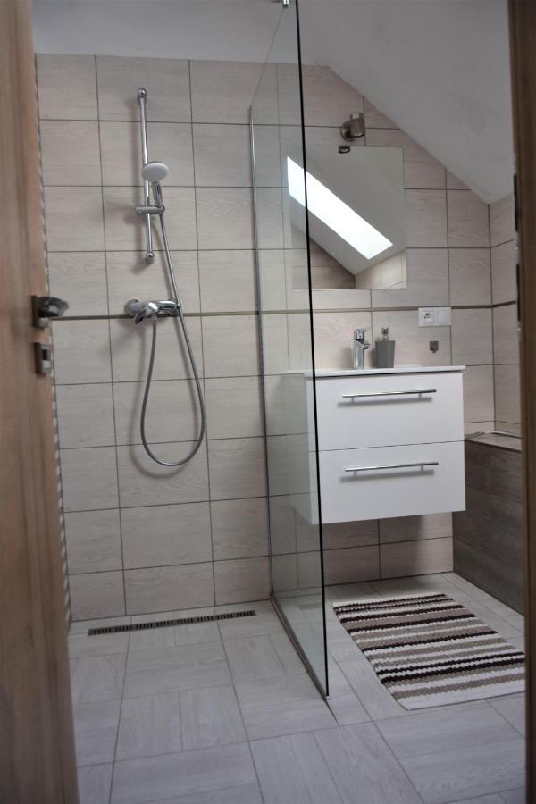 Ademi Apartments Smrecany Екстер'єр фото