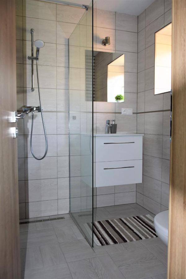 Ademi Apartments Smrecany Екстер'єр фото