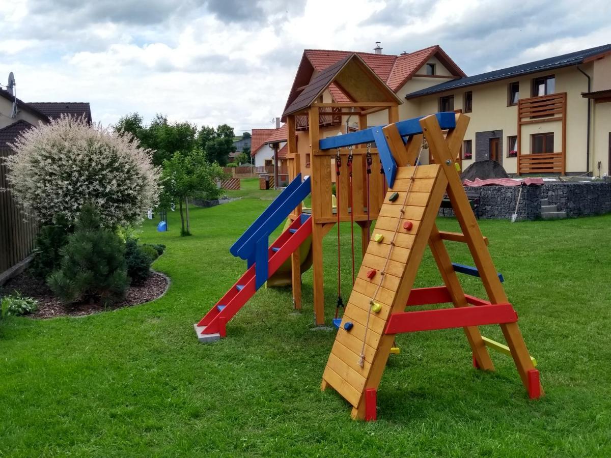 Ademi Apartments Smrecany Екстер'єр фото